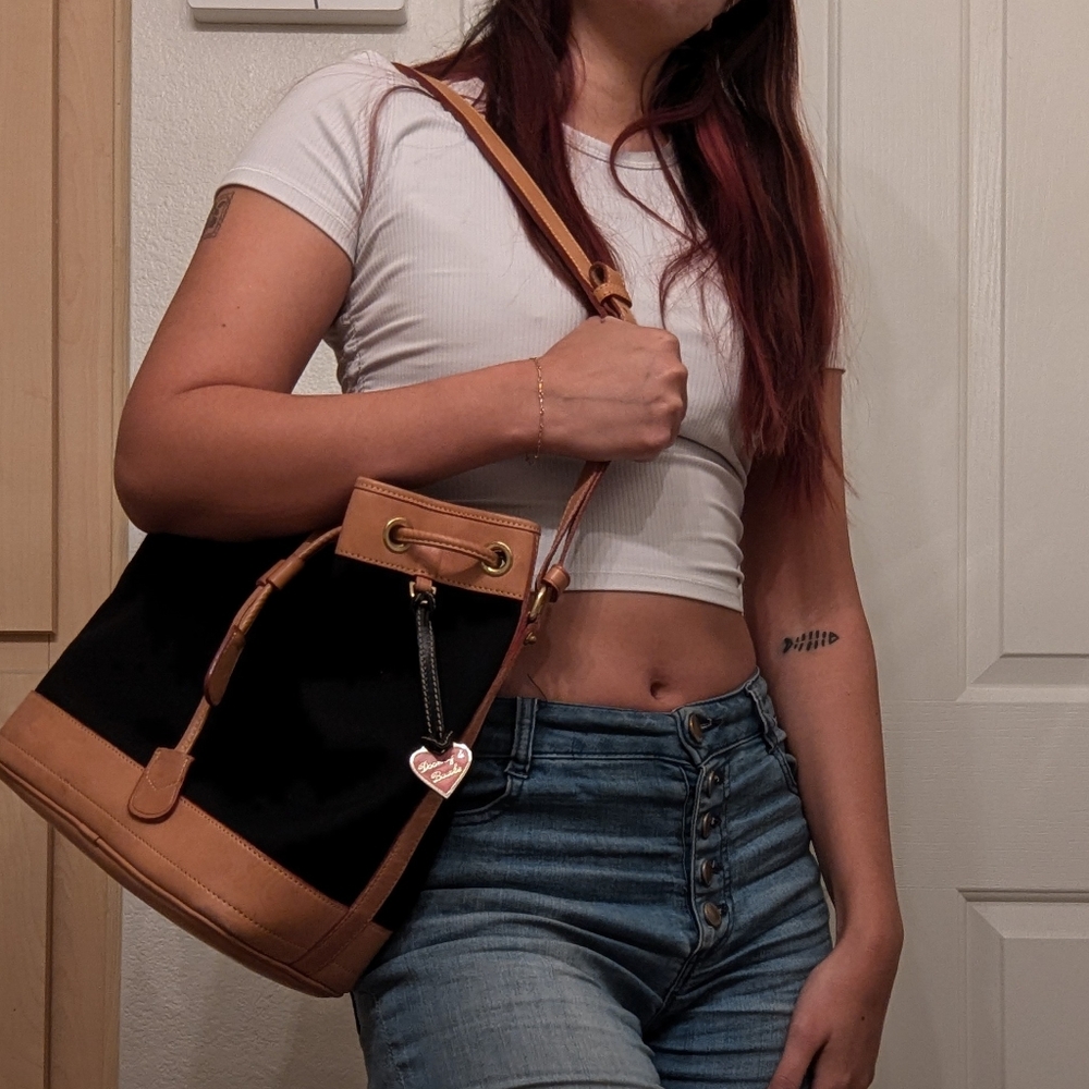 DOONEY & BOURKE EUC Vintage Bucket Bag